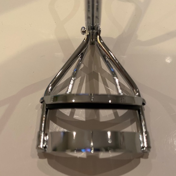 Bare Escentuals i.d. Eyelash Curler - Picture 4 of 6